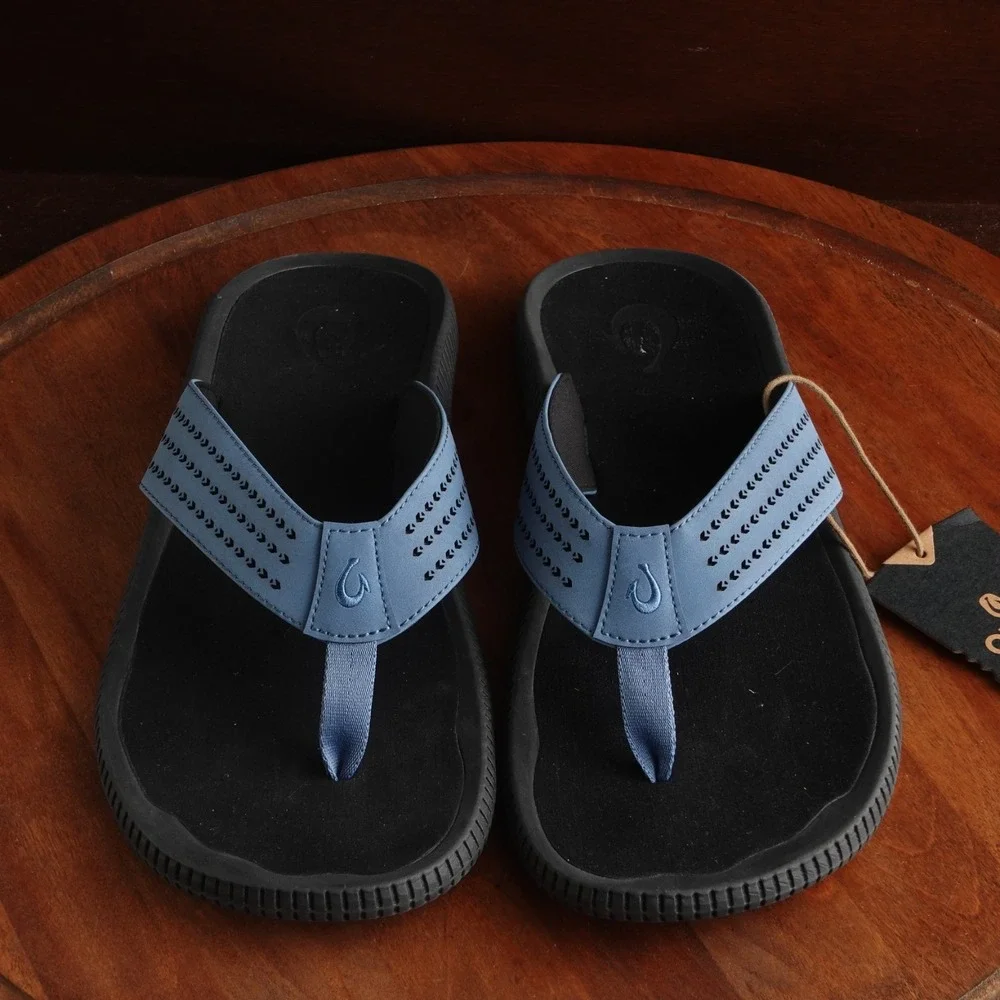 OluKai Sandals Mens SZ 14 Blue BLK Ulele Thong Flip Flop Coastal Beach Shoes NWT